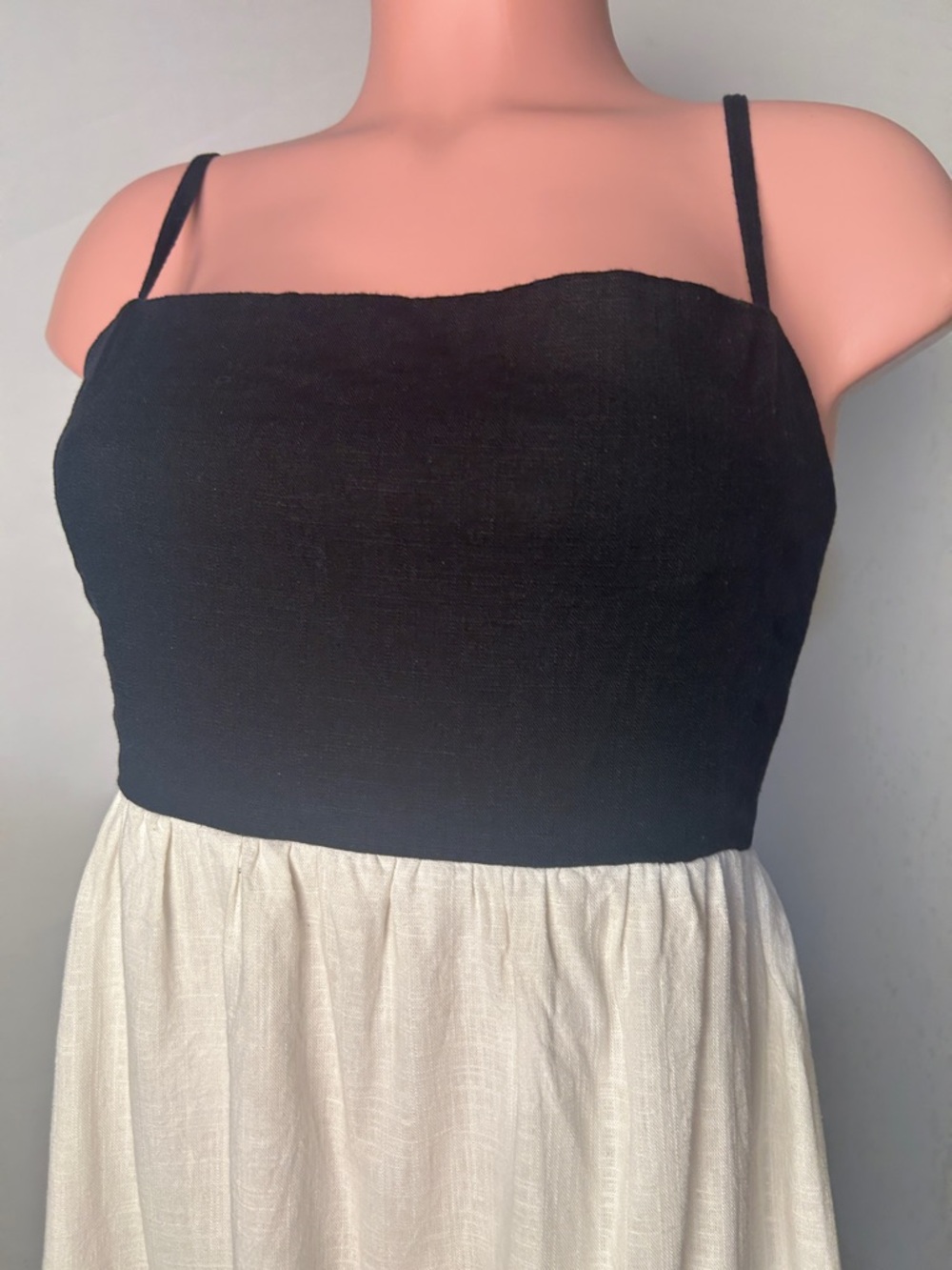1.State Women's Empire-Waist Mini Dress, White/Black, Size-L - Picture 3 of 7